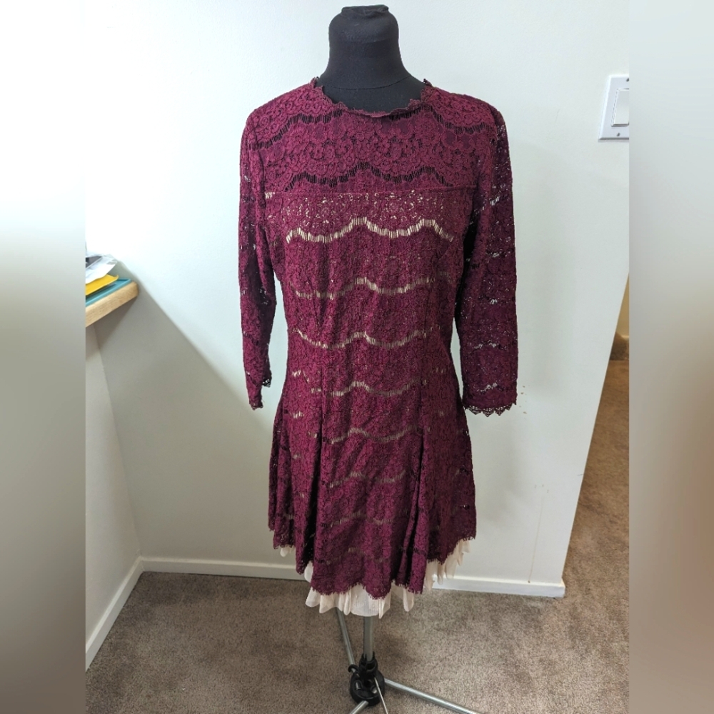 TRIXXI xl wine lace dress